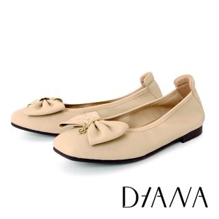 【DIANA】氣質寬版蝴蝶結真皮平底鞋(杏色)