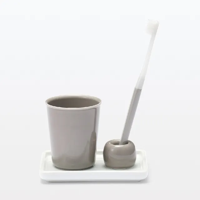 【MUJI 無印良品】白磁漱口杯 約直徑6.8x高8cm 約160ml(共2色)