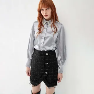 【iROO】鑲珍珠鑽飾領片襯衫