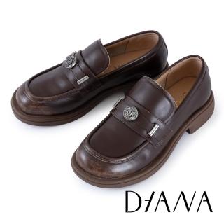 【DIANA】簡約百搭金屬釦飾樂福厚底鞋(咖啡色)