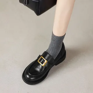 【WYPEX】現貨+預購 皮帶扣真皮樂福鞋女鞋低跟通勤小皮鞋(2色)