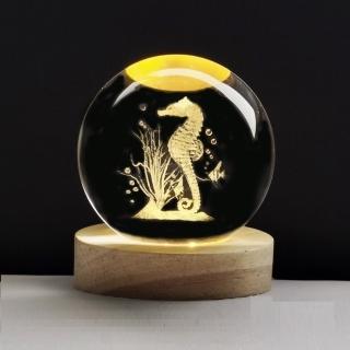 【A-ONE 匯旺】大海馬 3D雕刻水晶球 發光水晶球 小夜燈 LED木底座 臥室燈 生日禮物 聖誕節
