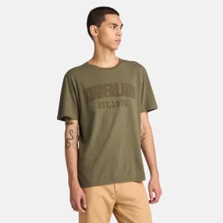 【Timberland 官方旗艦】男款軍綠色刺繡LOGO短袖T恤(A6QVVA58)