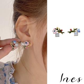 【INES】韓國設計不對稱法式復古琺瑯花朵鋯石夾式耳環(無耳洞耳環 耳夾 夾式耳環 花朵耳環)