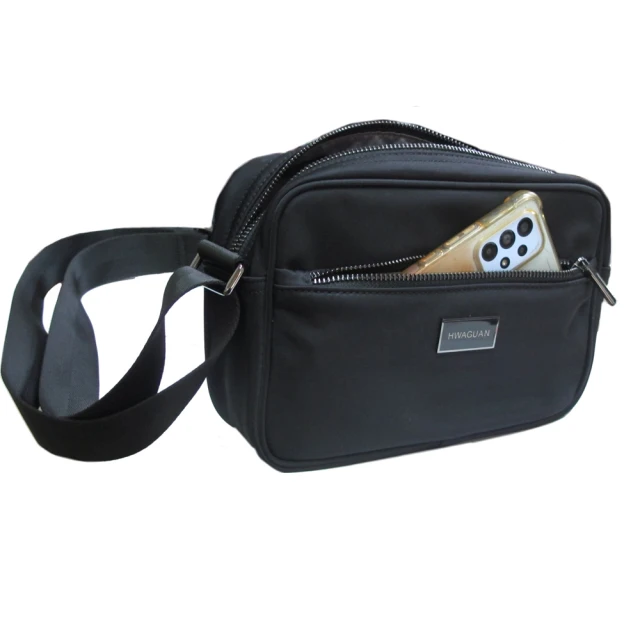 EYEEYE HWAGUAN時尚輕量精緻超耐橫包(側背包中)