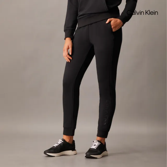 【CALVIN KLEIN】官方旗艦館 CK Essentials 再生聚酯纖維慢跑褲_黑色