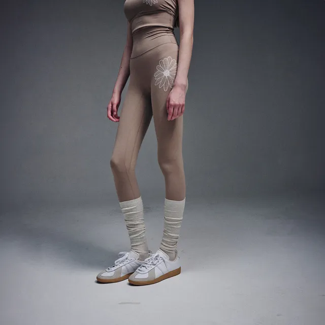 【MARDI MERCREDI】瑜珈束身褲 多色 經典小雛菊 白花 ULTIMATE COMFORT FULL LEGGINGS THEFLOWER