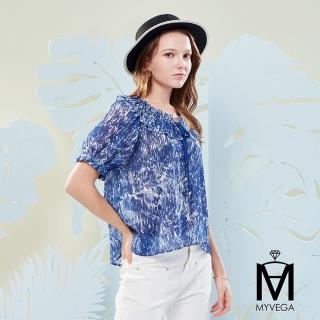 【MYVEGA 麥雪爾】MA浪漫一字荷葉領抽繩雪紡上衣-藍