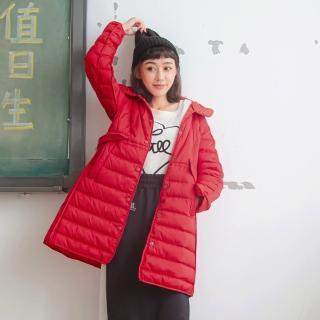 【OB 嚴選】防潑水綁帶連帽高領長版羽絨外套 《KG0871》