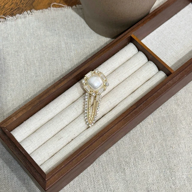 Complex Biz 典雅高貴 鯊魚夾 抓夾 咖啡色 黑邊