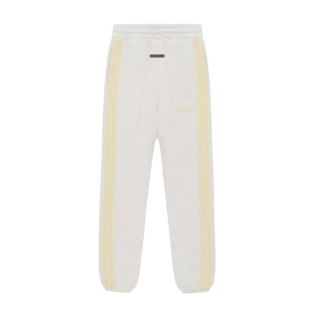 【adidas 愛迪達】Adidas x Fear of God Athletics 棉褲 燕麥白 聯名款 運動長褲 IW8923