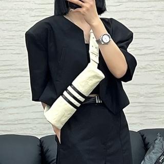 【MoonDy】包包 斜揹包 運動包包 黑色包包 牛皮包包 真皮法棍包 腋下包 單肩小包 小包包 白色包
