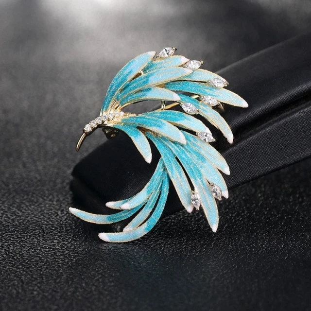 CHANEL 香奈兒 經典橢圓水晶鑲飾簍空雙C LOGO造型