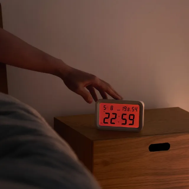 【MUJI 無印良品】數位時鐘/中/灰(長125x寬80x高36mm)