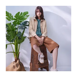 【Diffa】咖啡色口袋裝飾設計七分長褲-女