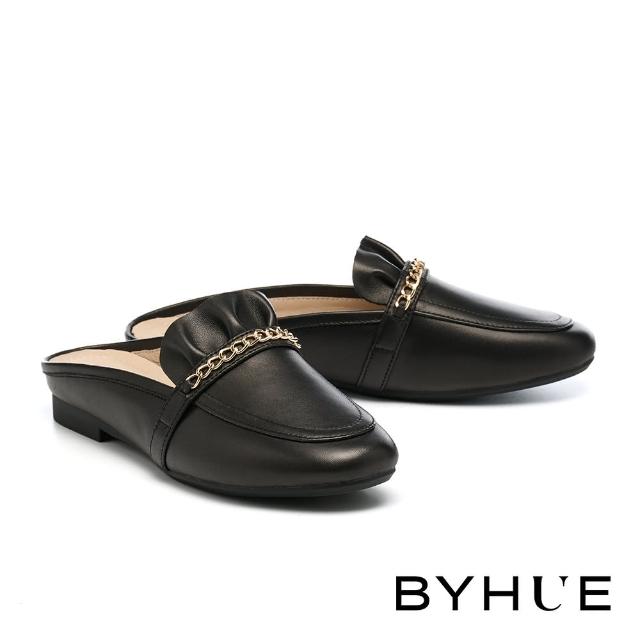 【BYHUE】別致時尚感鍊條抓皺羊皮軟芯Q底穆勒低跟拖鞋(黑)