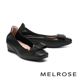 【MELROSE】美樂斯 典雅時尚小花釦反摺寬帶牛皮方頭楔型低跟鞋(黑)