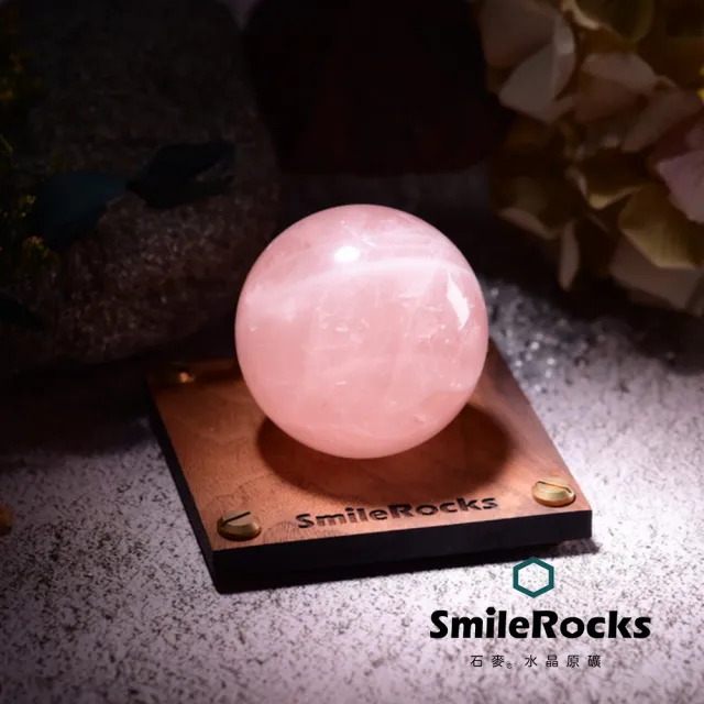 【SmileRocks 石麥】石麥水晶原礦  莫三比克粉晶球No.621010209(SmilePad 9X9底板)