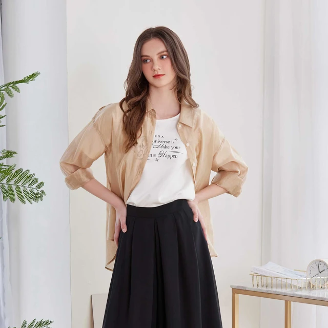 iROO 鑲荷葉邊愛心上衣 推薦