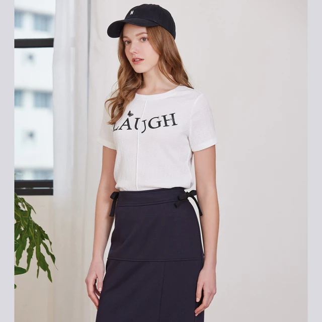 iROO 鑲荷葉邊愛心上衣 推薦