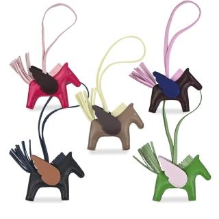 【Hermes 愛馬仕】小羊皮手工限量小飛馬吊飾(多款選)