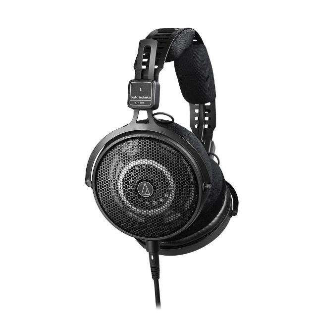 Audio-Technica 鐵三角 ATH-R50x 是一款專業級開放式頭戴式監聽耳機，採用有線連線與3.5mm輸入端子，重量僅約207g，適合監聽與一般聆聽使用。無內建麥克風與線控，黑色系設計，適用通用作業系統，臺灣產地，一年保固。無論錄音室還是日常音樂欣賞，這款鐵三角耳機提供高解析音質與舒適配戴體驗。