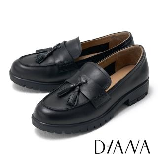 【DIANA】復古流蘇真皮中跟樂福鞋(黑色)