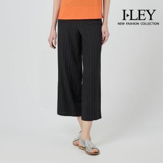 【ILEY 伊蕾】九分立體直紋寬直筒褲(黑；M-3L；1252016557)