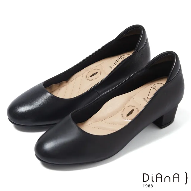 【DIANA】漫步雲端高枕無憂B款-4cm杏仁微尖頭楦粗跟制鞋(黑色)