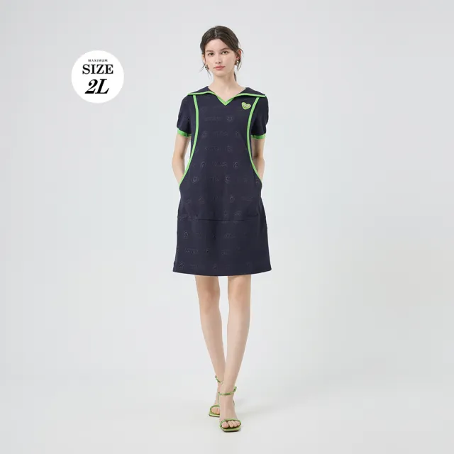 【ILEY 伊蕾】立體壓紋跳色配條修身洋裝(深藍；M-2L；1252687005)