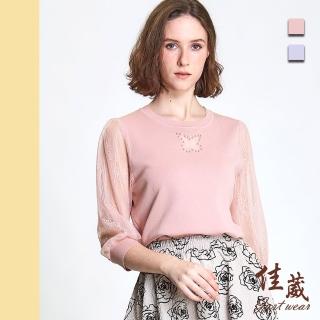 【Just Wear 佳葳】鏤空蕾絲針織上衣 2色(女上衣/女上著/長袖/素色/棉質/珍珠/氣質/優雅/拼接)