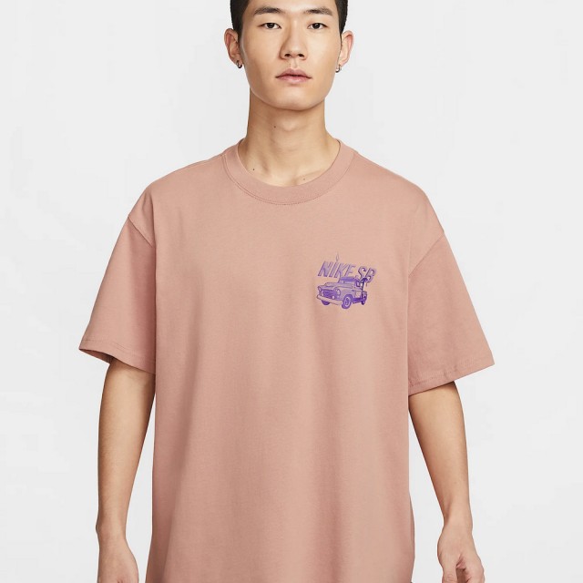 【NIKE 耐吉】短袖上衣 運動上衣 T恤 男款 AS U NK SB TEE M90 OC TOW 棕色(HJ0821215)