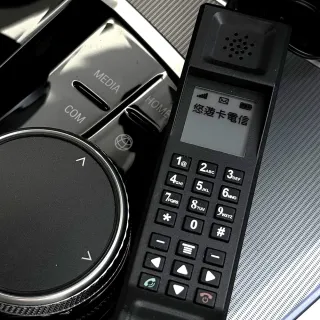 【悠遊卡】代銷 懷舊系造型悠遊卡-黑金剛手機 (黑金剛手機)