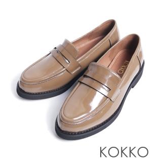 【KOKKO】復古英倫風輕量化樂福鞋(駝綠色)