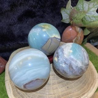 【Cozy 世界水晶原礦與茶】亞馬遜天河石球 6.5cm 31-1(三大能量石之一 主要可緩解焦慮帶來清晰思緒)