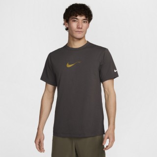 【NIKE 耐吉】短袖上衣 運動上衣 T恤 Dri-FIT 男款 AS M NK DF UV HYVERSE SS OPP2 棕灰色(HV4882299)