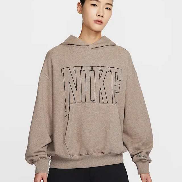 【NIKE 耐吉】連帽上衣 休閒 運動 Oversize 女款 AS W NSW STREET OOS PO HDY 棕色(HQ5888233)