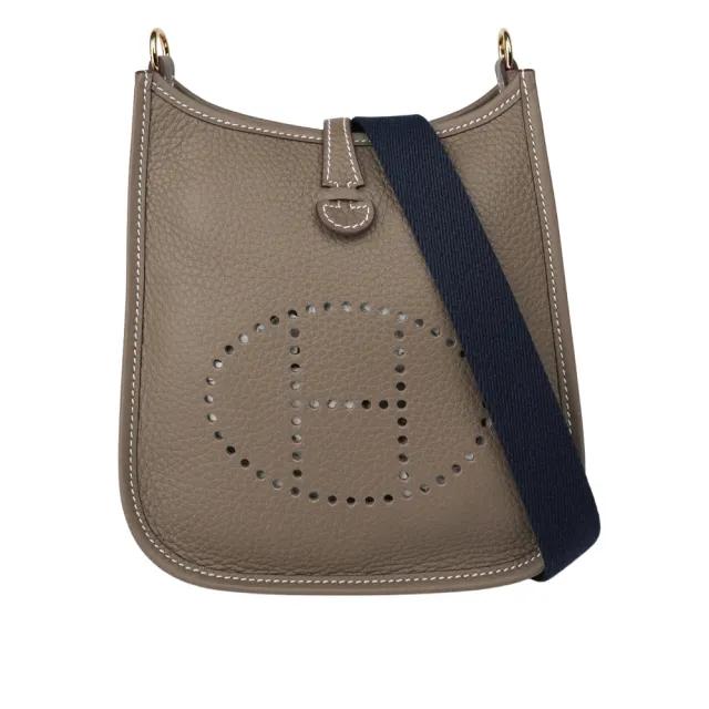 【Hermes 愛馬仕】金釦 TC皮 MINI EVELYNE 16 斜背包(大象灰/深藍背帶)