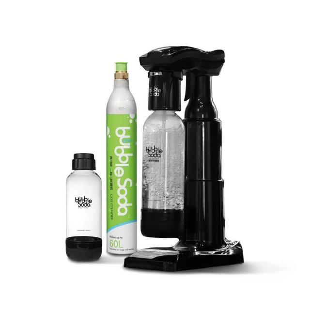  BubbleSoda BS-818 桌上型氣泡水機，專為家庭設計，讓您輕鬆在家製作新鮮氣泡水。品牌bubblesoda品質保證，提供2年保固。操作簡單，一鍵即可享用健康碳酸飲料，適合日常飲用與派對使用。 