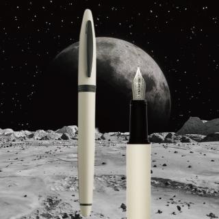 【HAPPYMT 開心鋼筆店】開心鋼筆-探索太空共3色(免費客製化刻字)