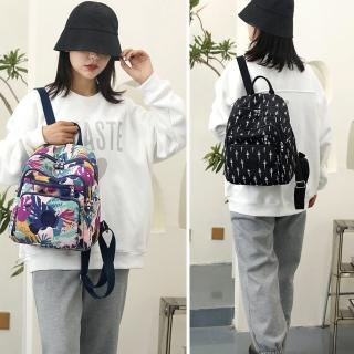 【LEESA】多隔層包包\包包\後揹包\媽媽包\輕便揹包\休閒揹包\印花後揹包\書包\大容量後揹包\旅