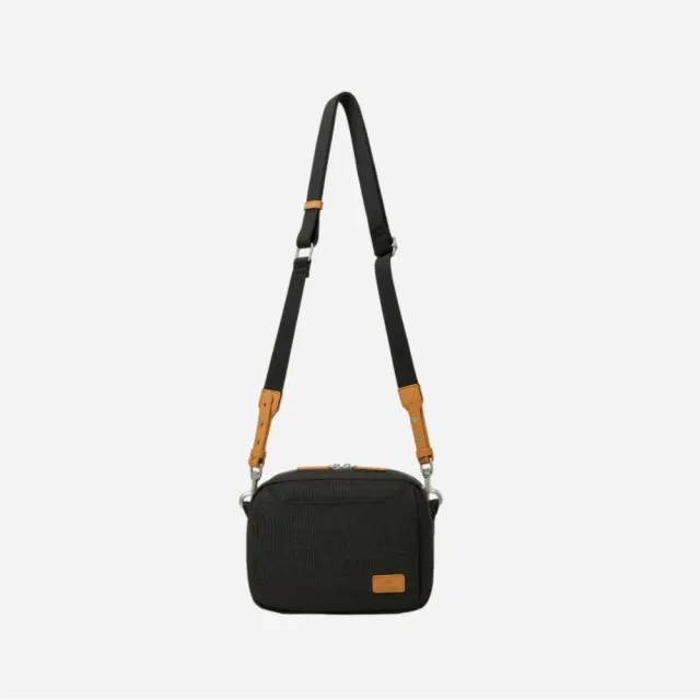 【Nordace】雙11 買一送一。買就送盥洗包。Siena Pro 斜背包-多款任選(日常及旅行必備)