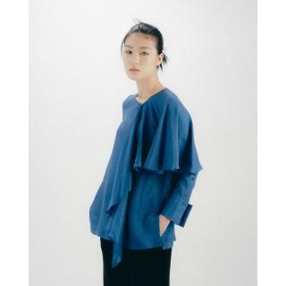 【UUIN】藍蠶絲不對稱上衣(藍色 蠶絲 布對稱 長袖 上衣)