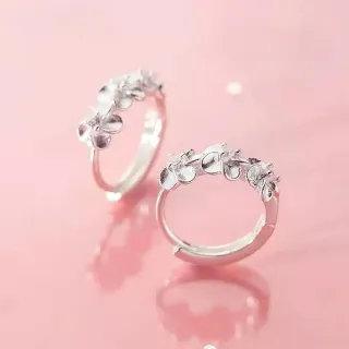 【維克維娜】水鑽3朵花易扣式925純銀耳環