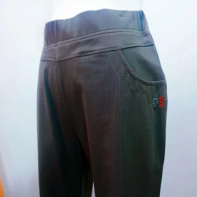 【YUTZUYA 優姿雅】端莊典雅軍綠高彈休閒七分褲(休閒褲/七分褲/高彈/軍綠/柔滑面料)