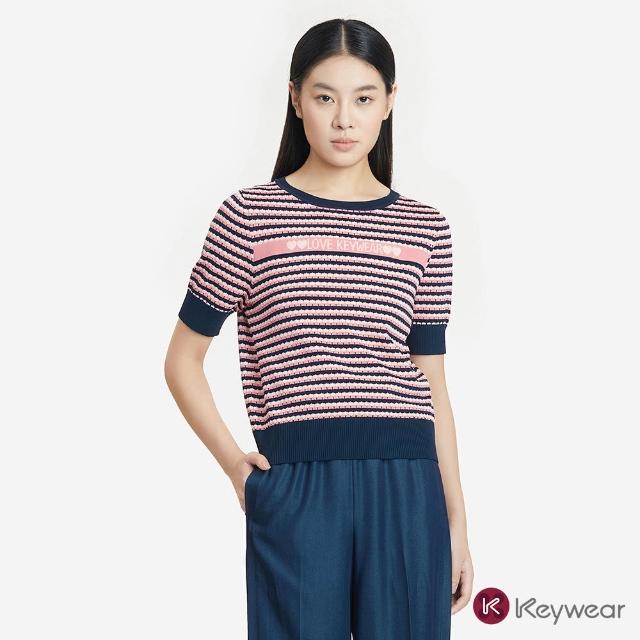 【KeyWear 奇威名品】愛心字母條紋針織上衣