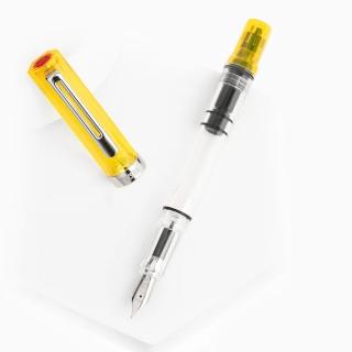 【TWSBI 三文堂】《ECO 系列鋼筆》果凍黃 Transparent Yellow