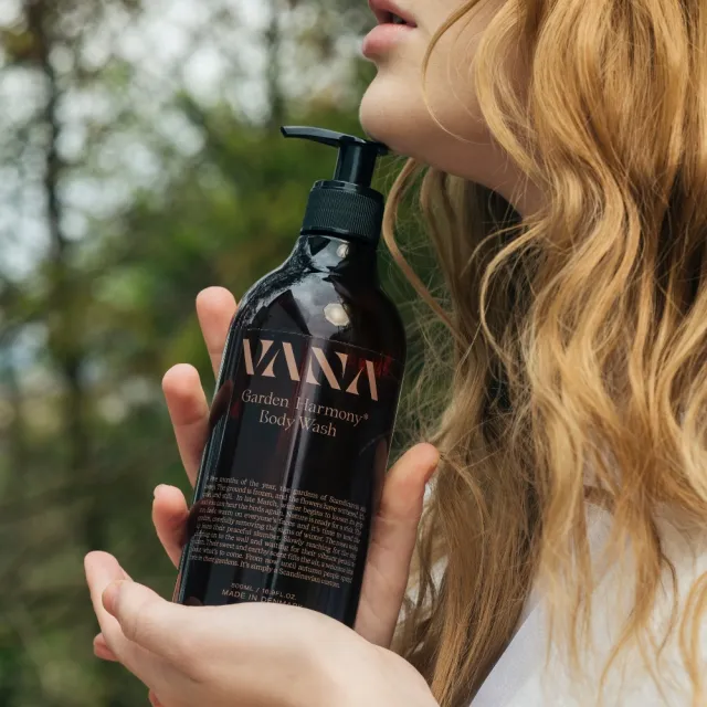 【VANA】北歐花園 植萃淨化沐浴露 綠茶玫瑰調 500ml (丹麥直送/天然植萃香氣/肌膚維持柔嫩光滑)