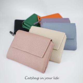 【Catsbag】母親節禮物 柔軟皮革馬卡龍掀蓋中短夾 隱形磁扣 多卡位錢包 女用皮夾 100119