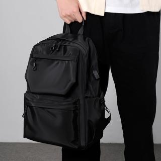 【LEESA】大容量揹包\輕便後揹包\包包\後揹包\尼龍包包\大學生後揹包\灰色包包\大容量旅行包\休